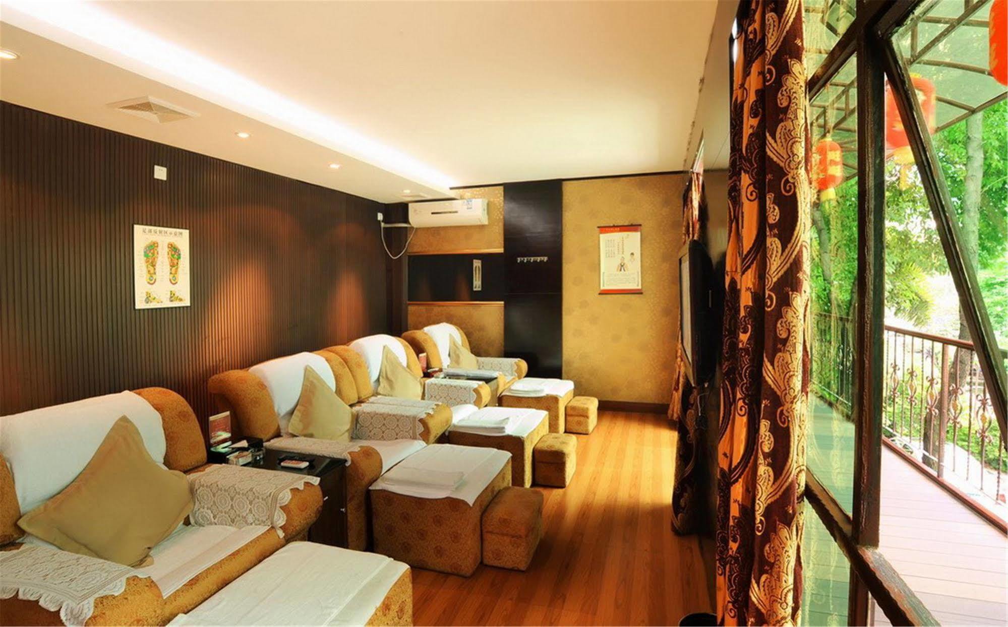 Wa King Town Hotel Гуанчжоу Экстерьер фото